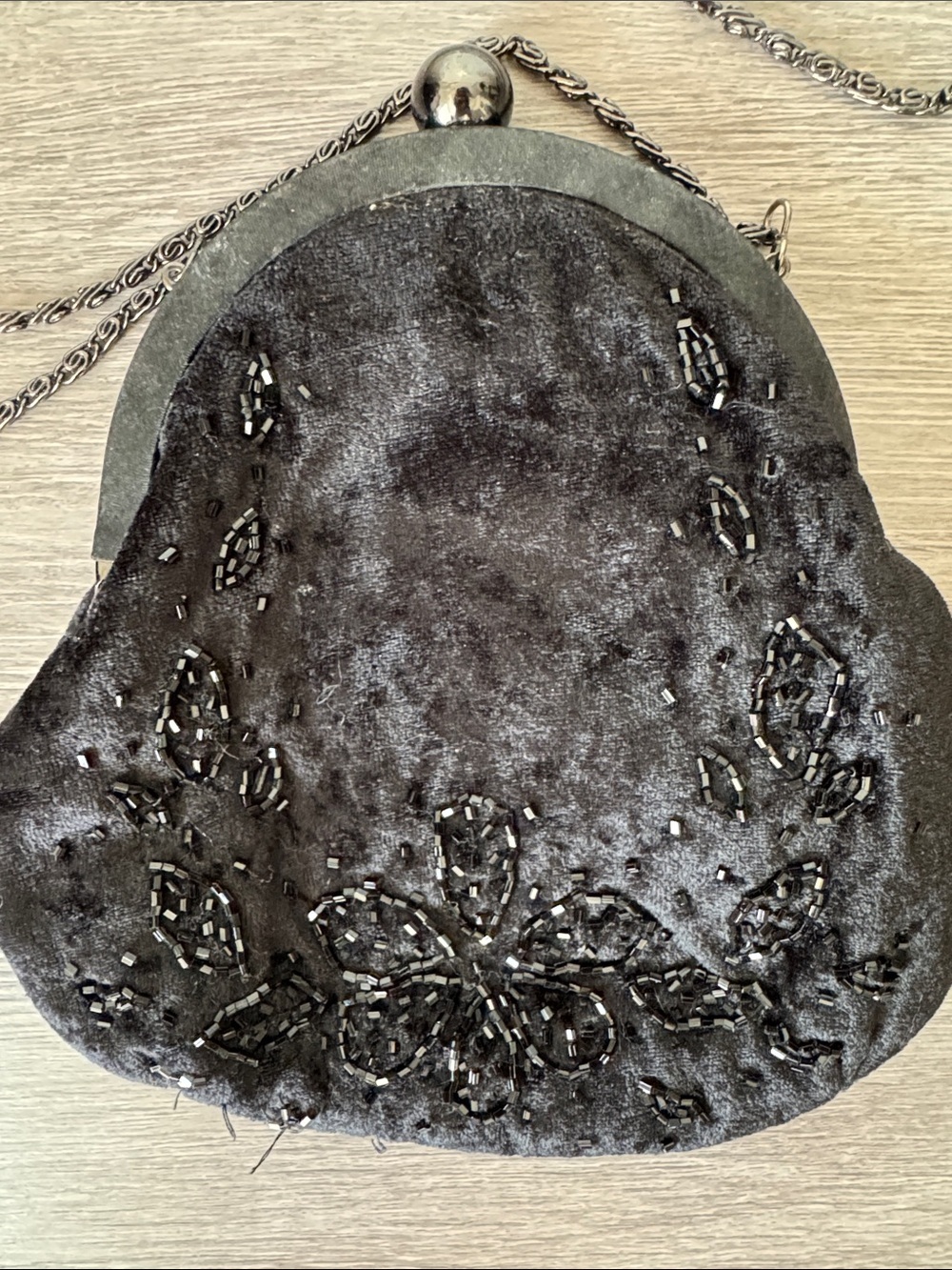 Black Beaded Velvet Evening Kiss Lock Bag - Picture 2 of 9